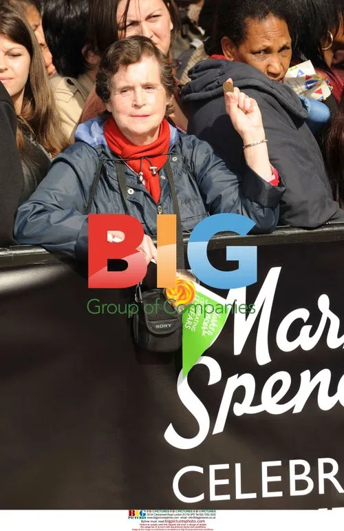 Twiggy and Sir Stuart Open Marks & Spencer Anniversary Sale