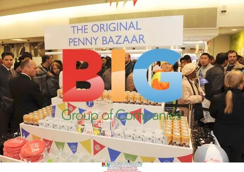 Sir Stuart Rose and Twiggy Open Marks and Spencers 125th Anniversary