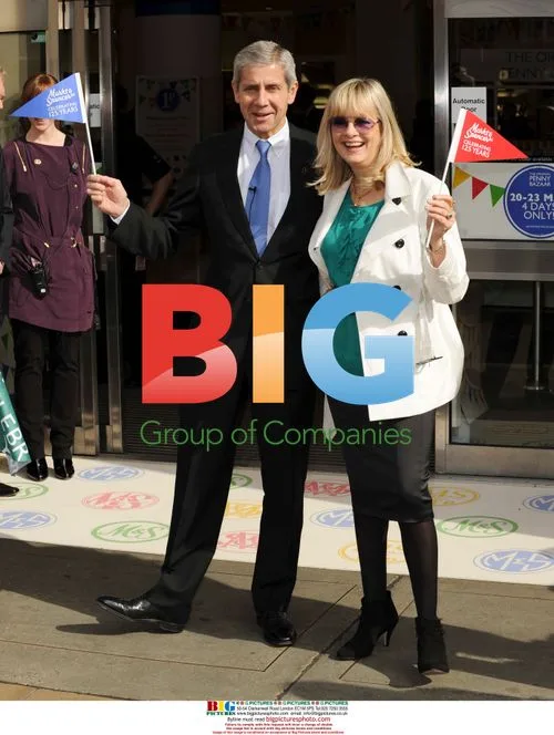Twiggy and Sir Stuart Rose open Marks and Spencer store