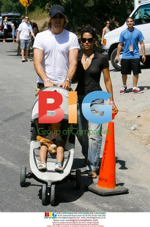 Halle Berry and Gabriel Aubrey at Topanga Fair