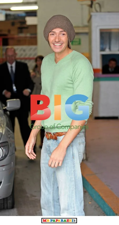 Gareth Oliver Leaves This Morning Studio