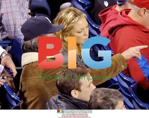 Kate Hudson and Kurt Russell at World Series