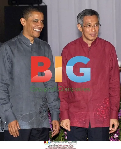 Obama Attends APEC Summit in Singapore