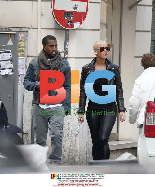 Kanye West and Amber Rose Shopping in Rome