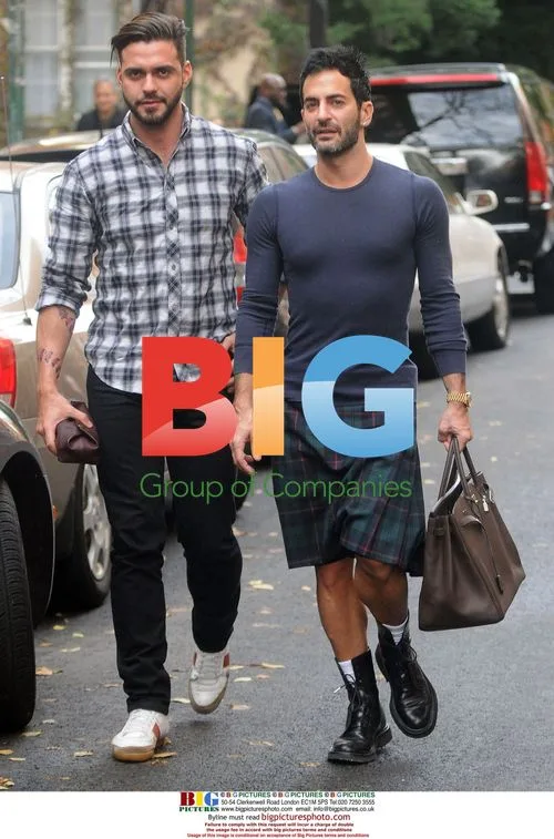 Marc Jacobs Steps Out for Lunch