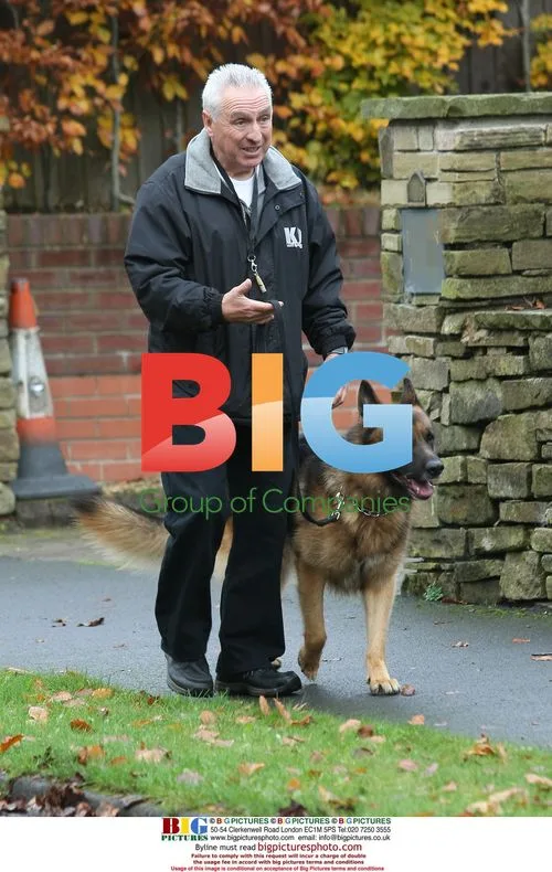 Vic Barlow trains Mark Croft's Alsatian