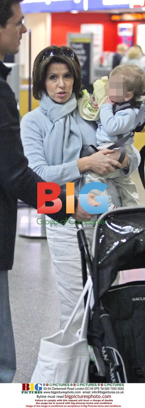 Natasha Kaplinsky changes baby's nappy
