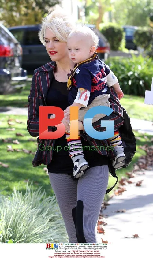 Gwen Stefani and family at bakery in LA