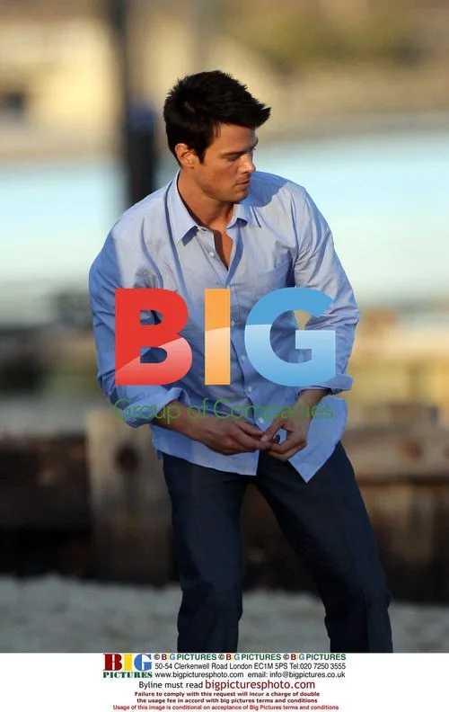 Josh Duhamel on set of 'The Romantics'
