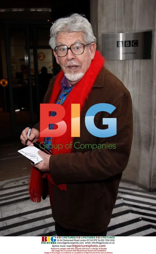 Rolf Harris Leaving Radio 2 Studio