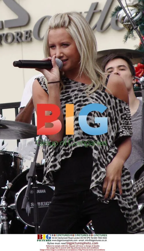 Ashley Tisdale Performs at Christmas Tree Lighting