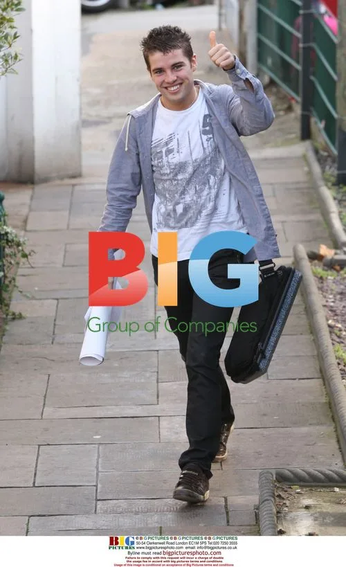 X Factor Contestants Leaving House
