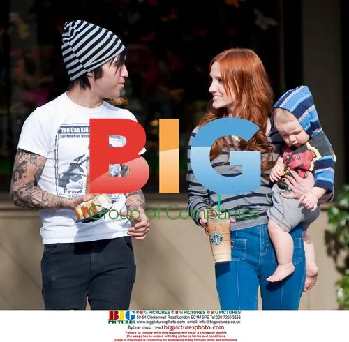 Ashlee Simpson and Pete Wentz with Baby Bronx