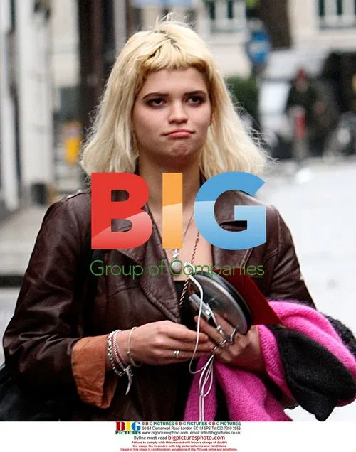 Pixie Geldof Unusual Hairstyle