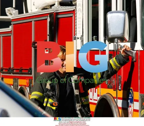Denis Leary on "Rescue Me" set