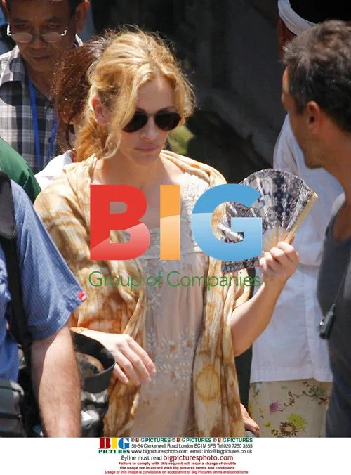 Julia Roberts on set in Bali