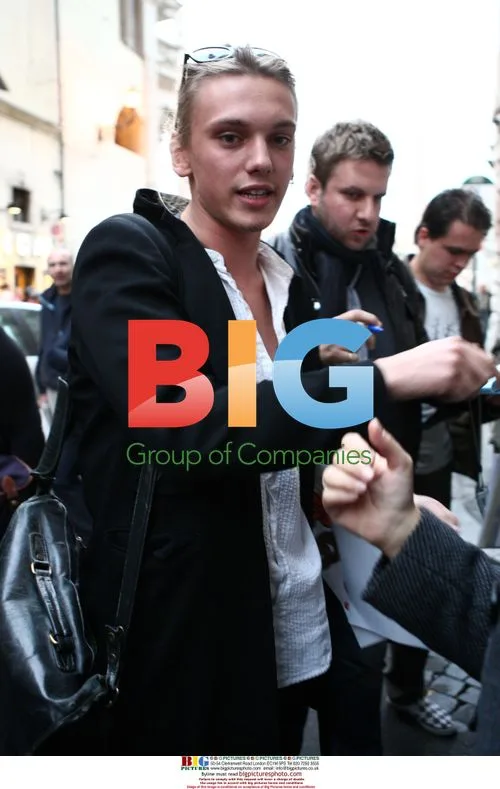 Jamie Campbell Bower Signing Autographs