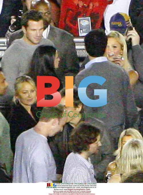 Demi Moore, Paris Hilton, Doug Reinhardt and Ben Stiller at U2 Concert