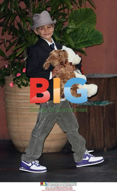 Victoria Beckham Celebrates Romeo's 7th
