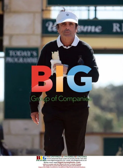 Alice Cooper Golfing in Perth, Australia