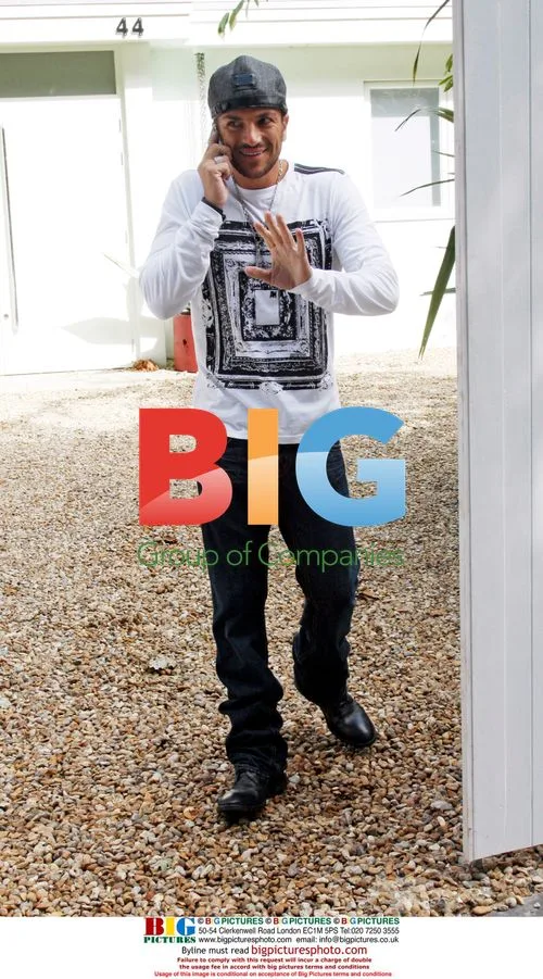 Peter Andre Leaves Home for TV Appearance
