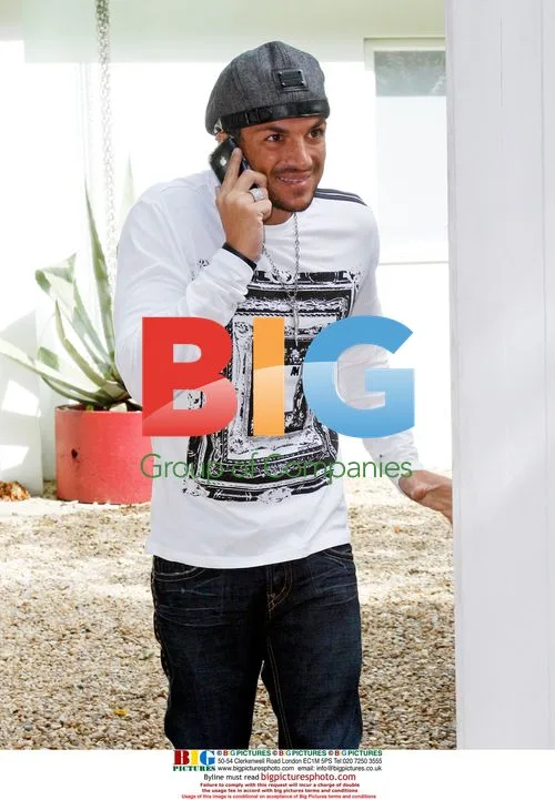 Peter Andre Leaves Home for TV Quick Choice Awards