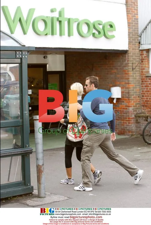 Ulrika Johnson and Brian Monet Shopping