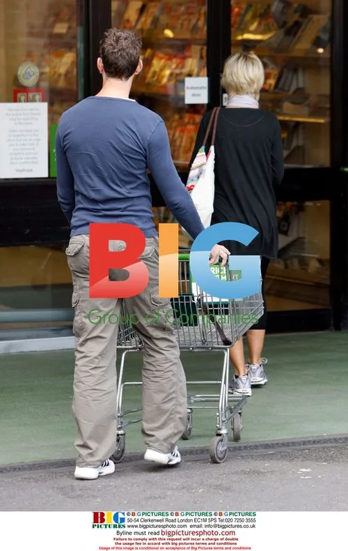 Ulrika Johnson and husband shopping