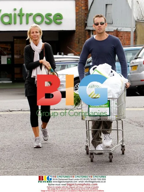 Ulrika Johnson and Husband Shopping