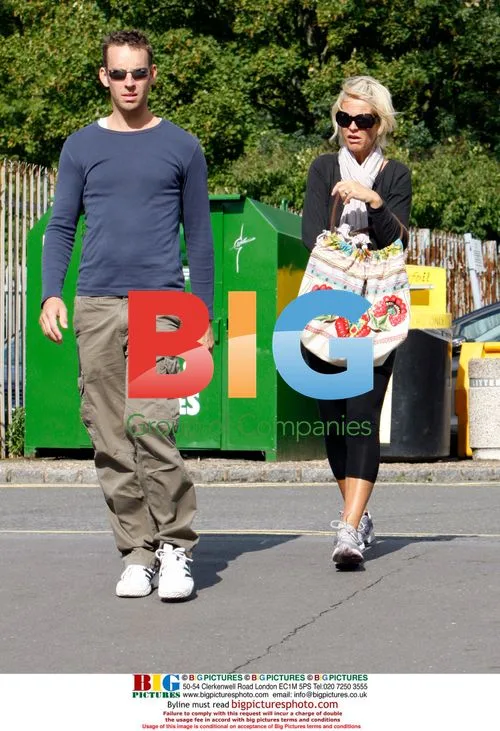 Ulrika Johnson Shopping with Husband