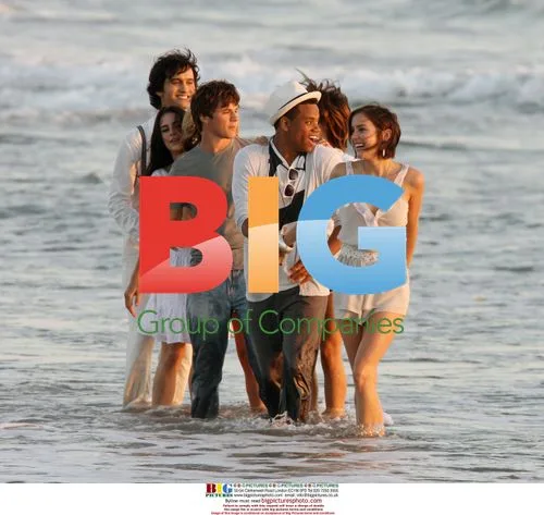 90210 Cast Photo Shoot in Manhattan Beach