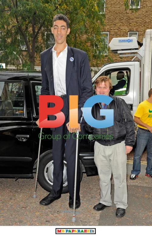 World's Tallest Man Sultan Kosen Interviewed