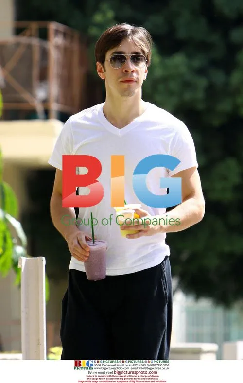 Justin Long seen with Drew Barrymore