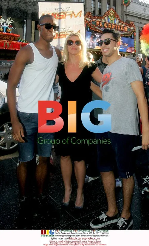 Britney Spears Promotes Concert Winners