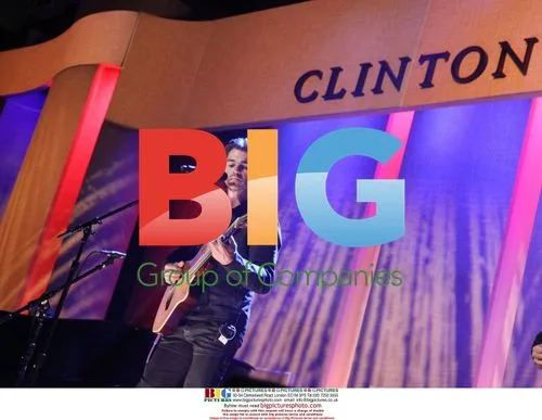 JUANES at Clinton Global Citizen Awards 2009
