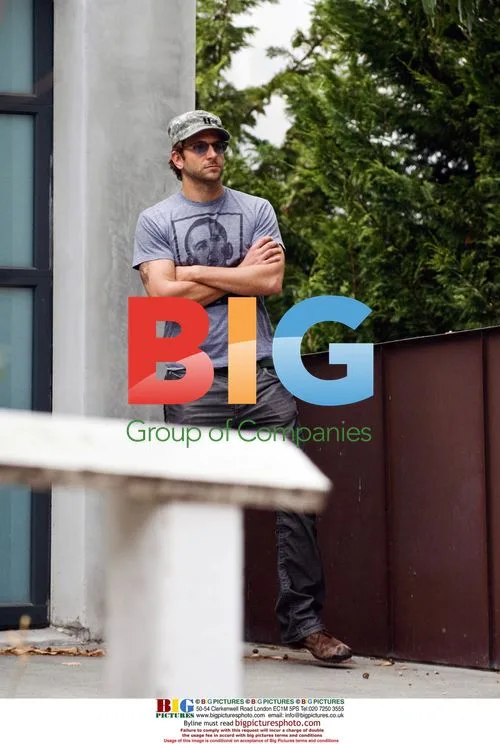 Bradley Cooper Looks at Homes in LA