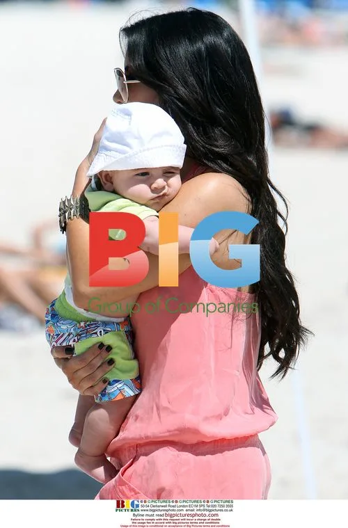 Kim Kardashian and nephew on Miami beach