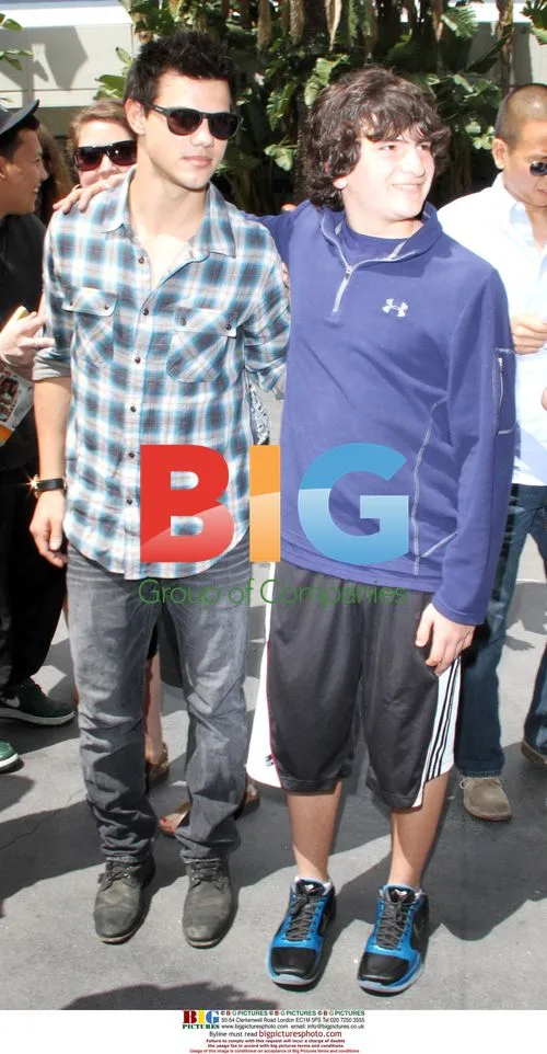 Taylor Lautner in LA