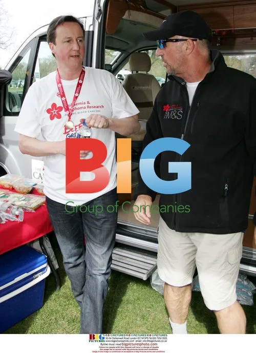David Cameron and Ian Botham on charity walk