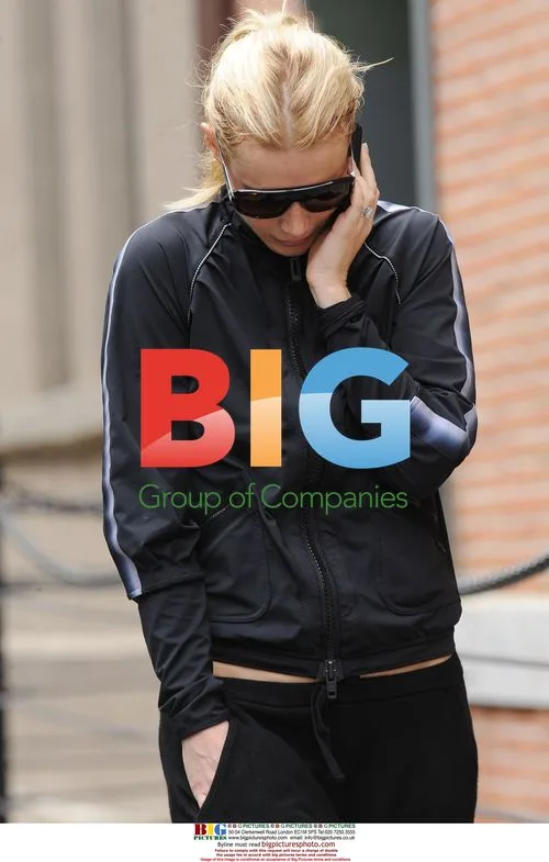 Gweneth Paltrow Walking to Gym in NYC