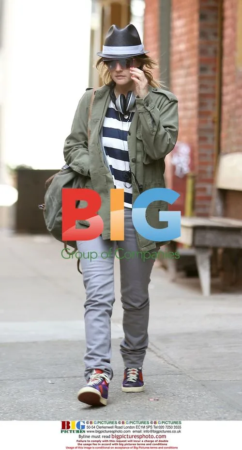 Drew Barrymore Spotted in SoHo, NYC