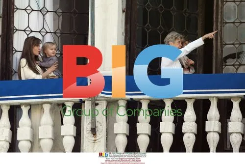 Angelina Jolie and Jane Pitt in Venice