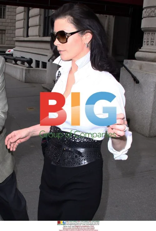 Catherine Zeta-Jones leaves apartment in NYC