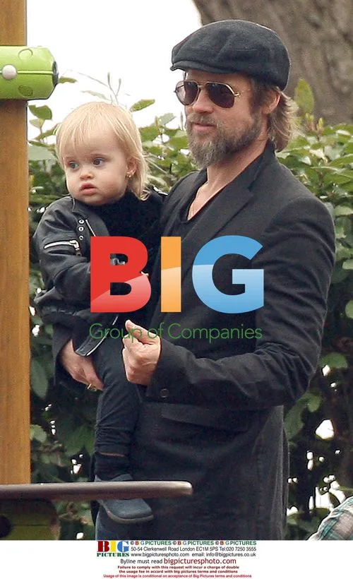 Brad Pitt and kids at the park