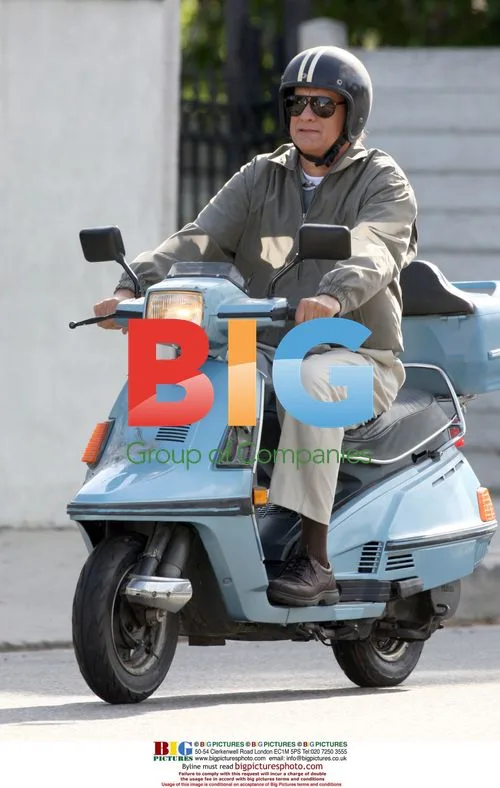 Tom Hanks Films 'Larry Crowne'