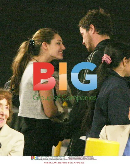 Kelly Brook Surprised at Airport