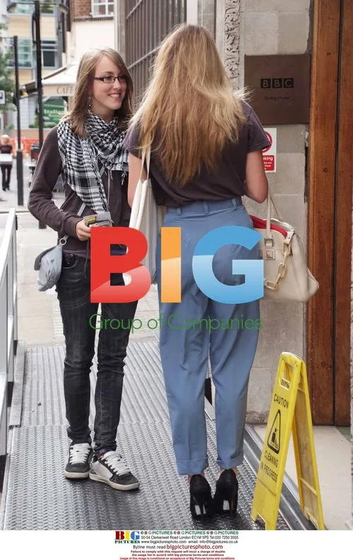 Fearne Cotton Arrives for Work