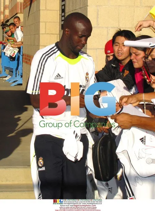 Real Madrid Players Meet Fans
