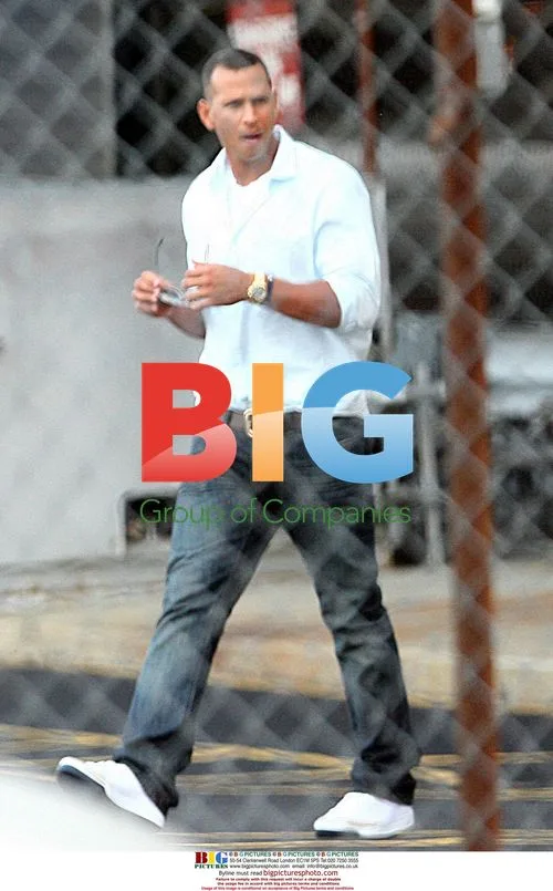 Gwyneth, Cameron, and A-Rod Depart NYC Heliport