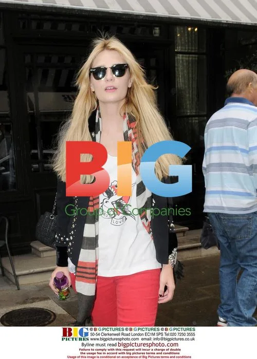 Mischa Barton and Lee Tinklin in Soho